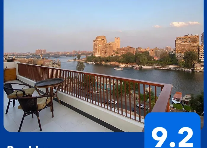 شقة بإطلالة بانورامية على النيل
