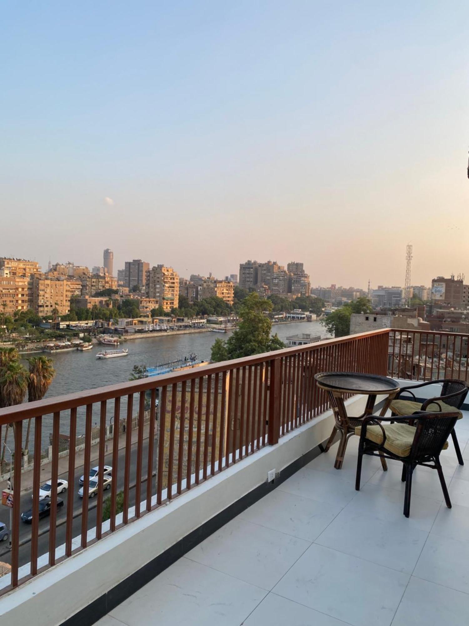 Apartment بإطلالة بانورامية على النيل Cairo