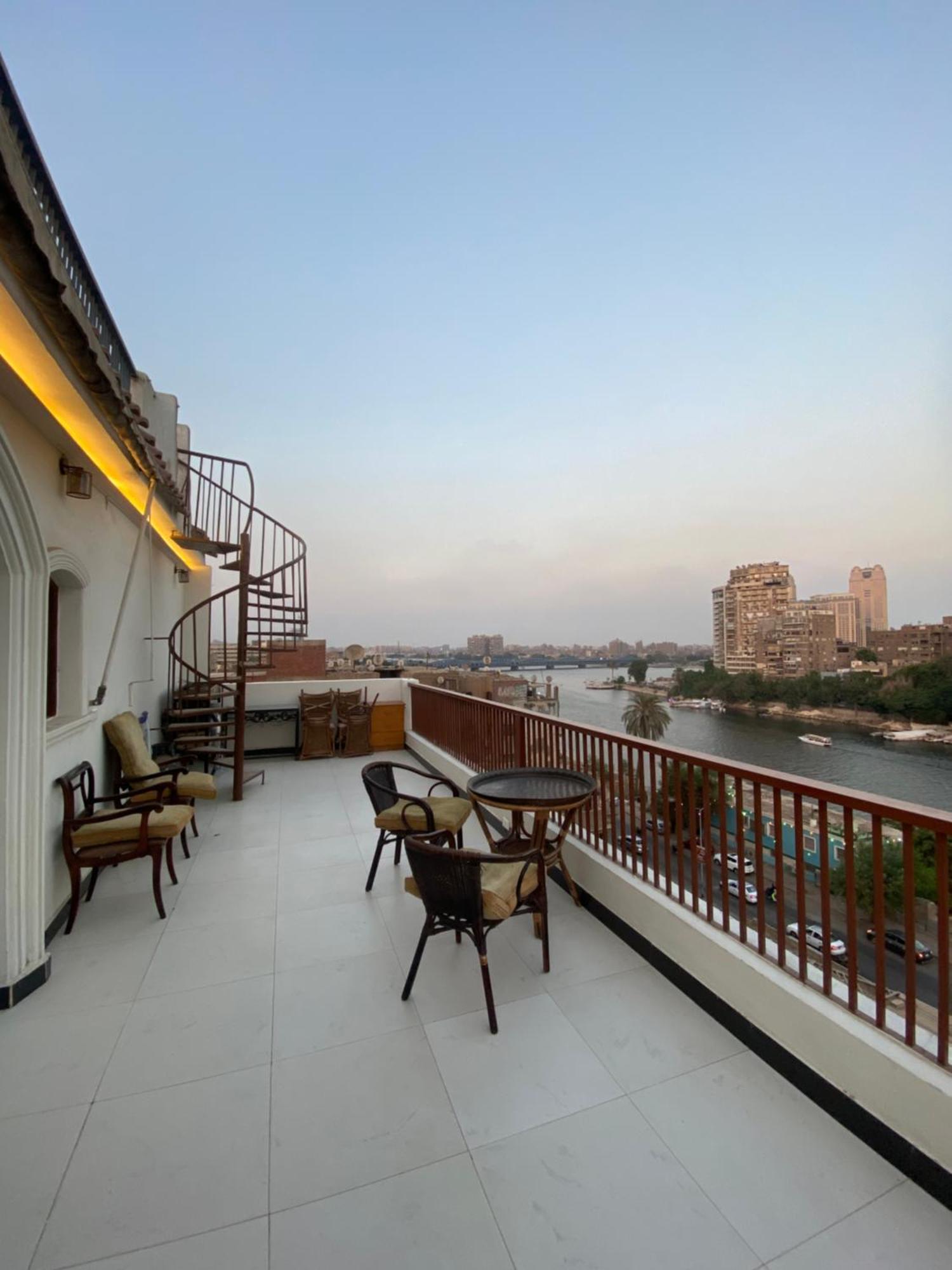 Apartment بإطلالة بانورامية على النيل Cairo